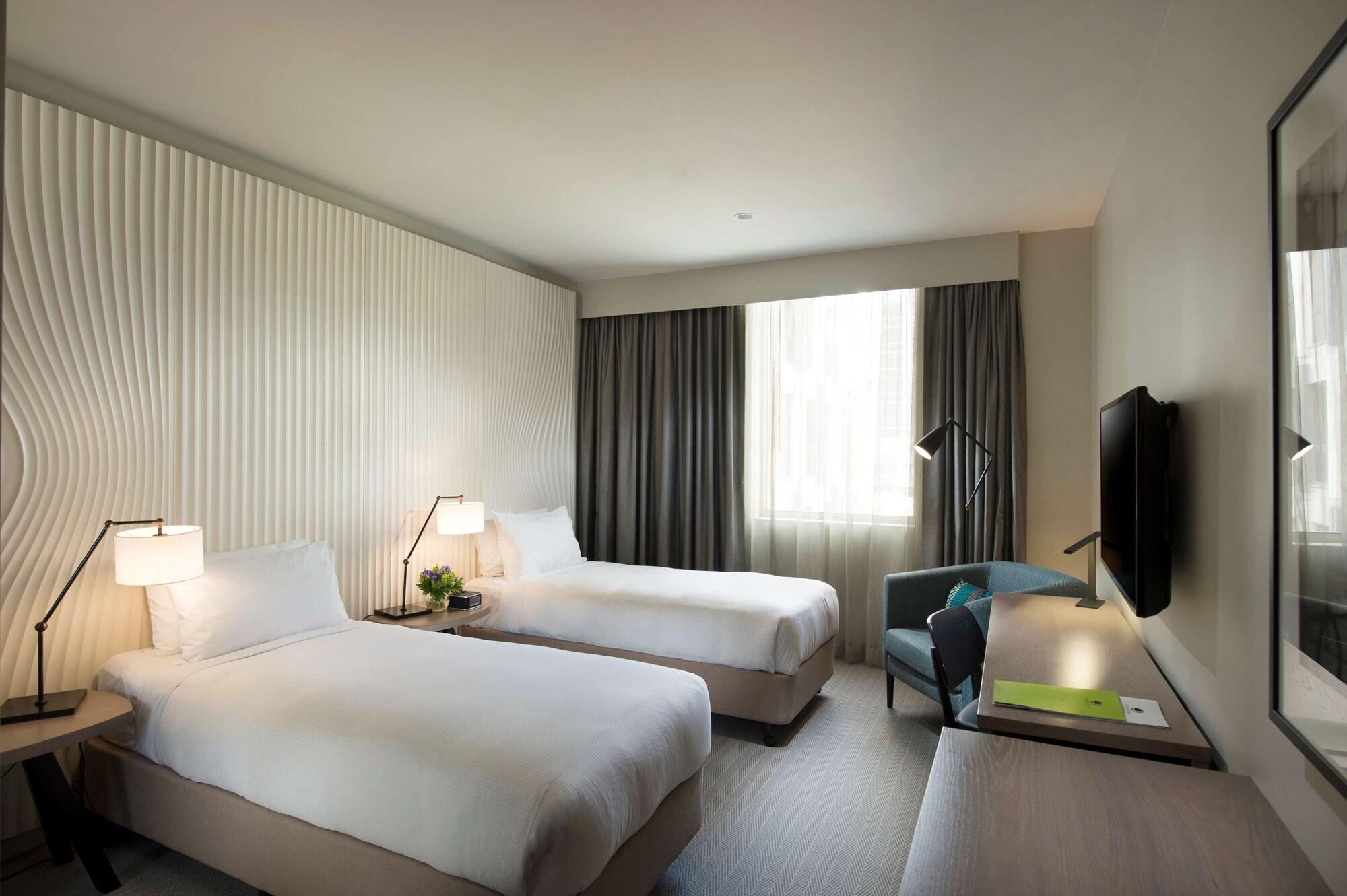 Doubletree By Hilton Melbourne Hotel Exterior photo